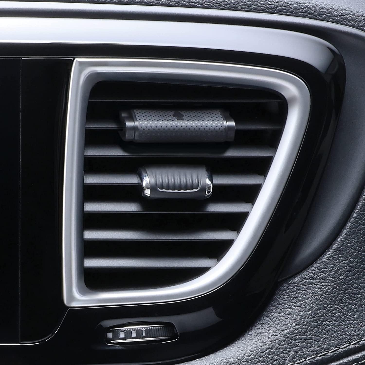 Little Trees Vent Wrap Invisible Air Freshener – New Car Scent, Black